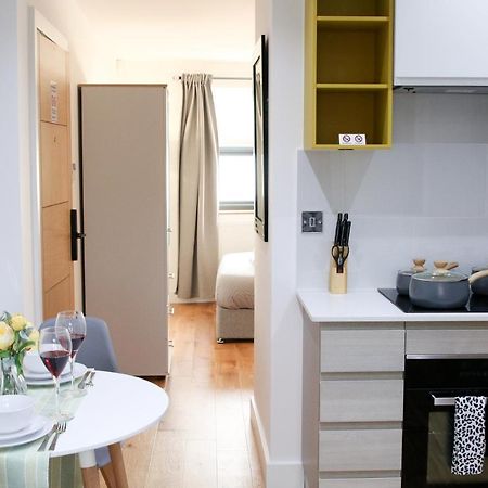 Deluxe And Modern Studio Apartment In Sydenham Londra Exterior foto
